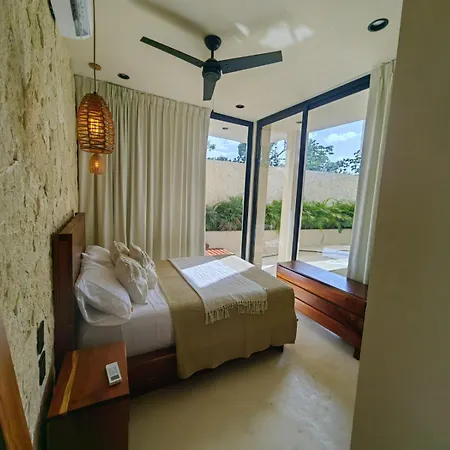 Koom Aparthotel